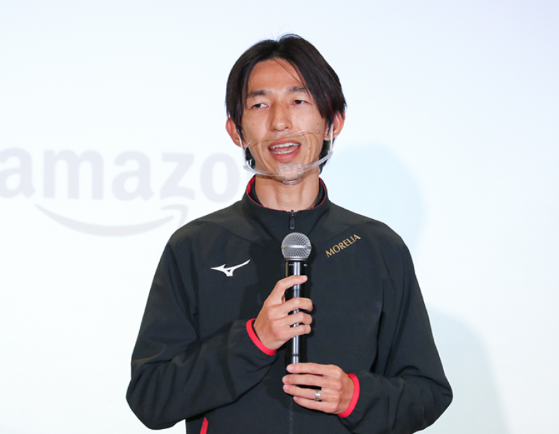 ホリデーシーズンに笑顔を届ける、AmazonのDelivering Smiles
ユージさん、岡部将和さんと共に、キッズドアの子どもたちにプレゼント