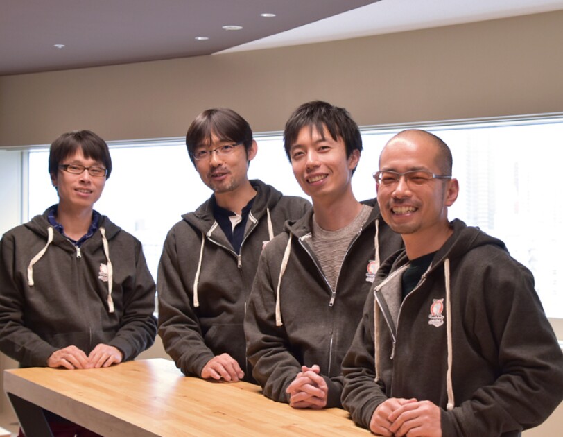 新たな技術にチームで挑む