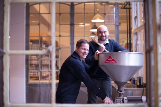 Ben Albuzat und Rimoco GF Richard Möcks l.