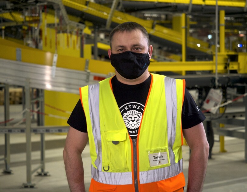 Tomasz Śmiglewski, kierownik zespołu w centrum logistycznym Amazon w Gliwicach