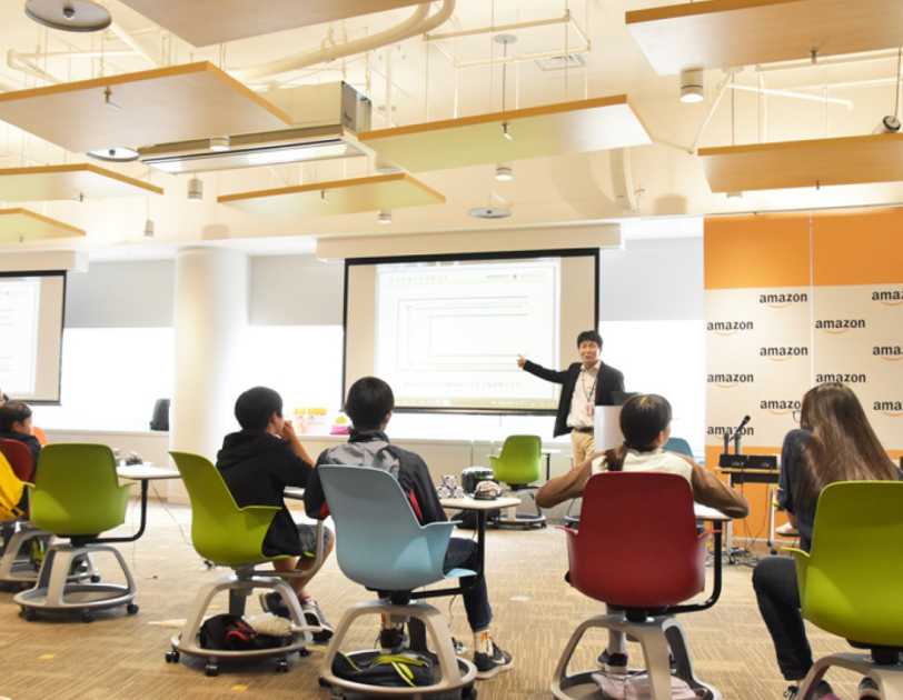 「IT自習室」で子どもたちの学びを支援