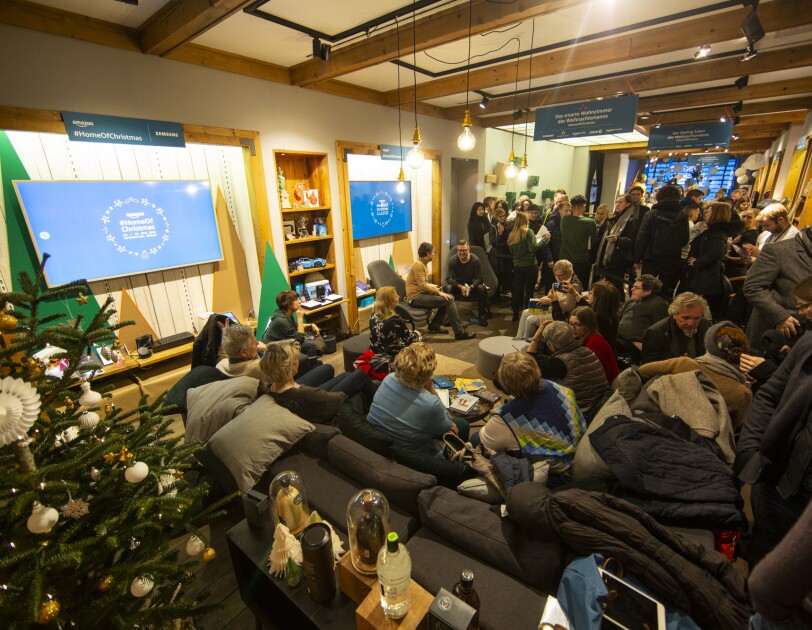 Amazon Pop up Store #HomeOfChristmas Lesung Lorenz Wagner Autismus