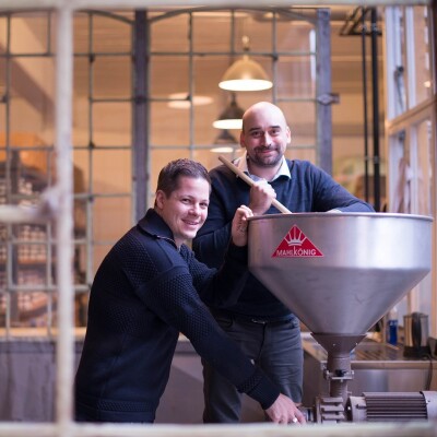 Ben Albuzat und Rimoco GF Richard Möcks l.