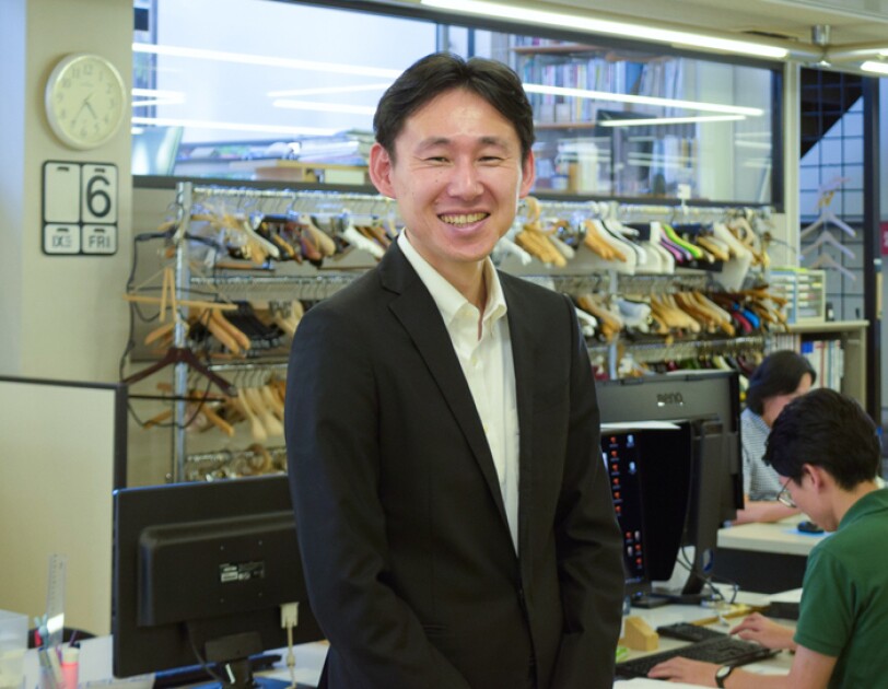 福を届けるハンガー 老舗三代目の挑戦