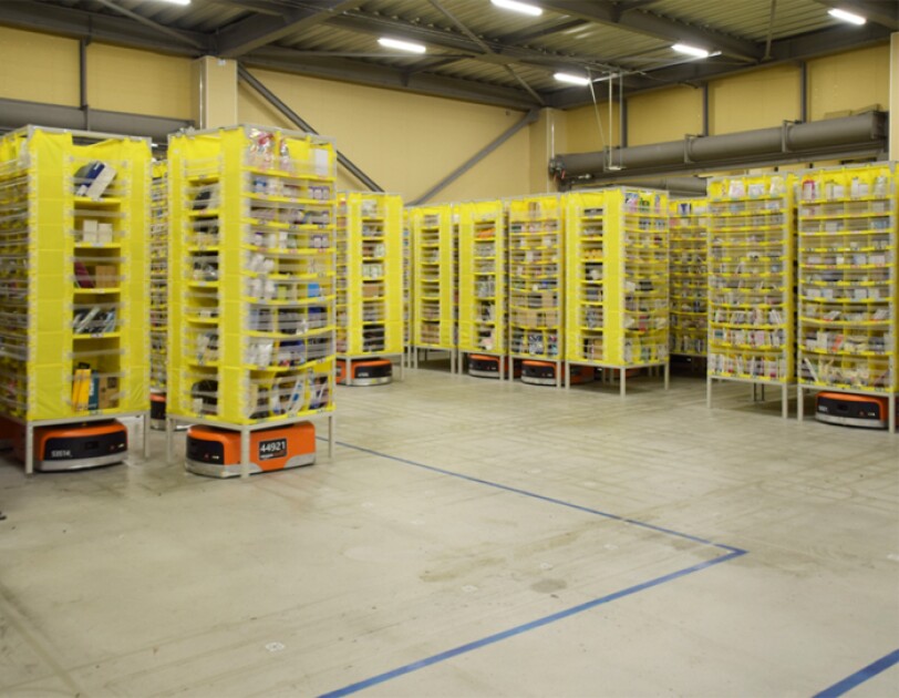 amazonを支える物流拠点での仕事