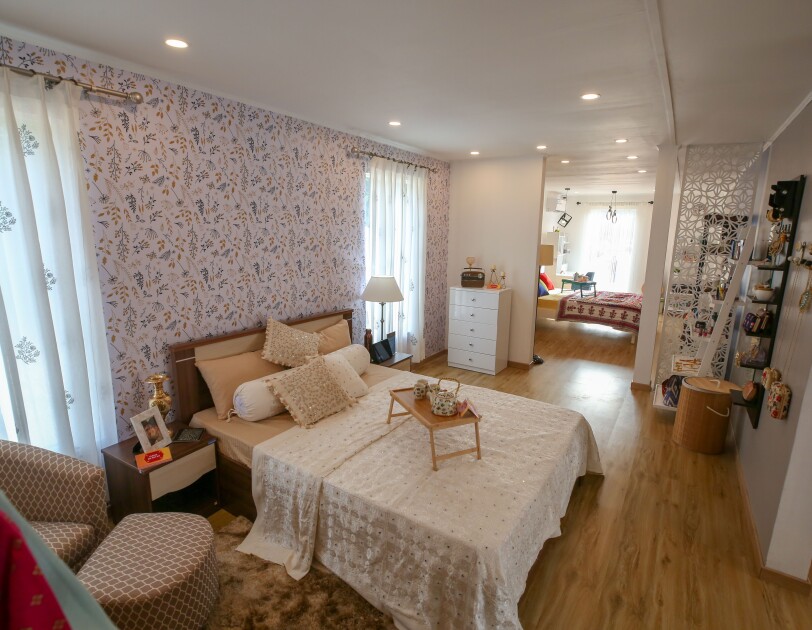 Master bedroom house on wheels