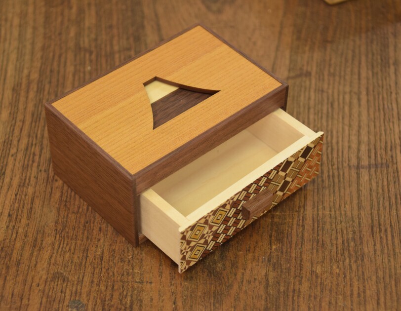 箱根寄木細工の技を世界に伝えて守る