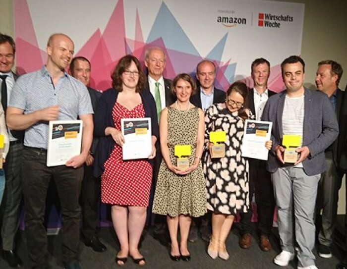 UdZ_Abschlussevent_2JPG._V505875691_.jpg