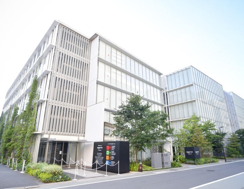 期間限定の amazon bar で自分好みのお酒を見つけよう