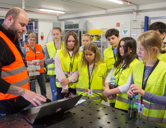 DUS2 Girls and Boys Day 2018 Programmieren.jpg