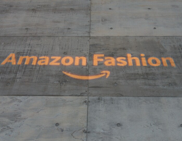 studi fotografici di Amazon Fashion in Giappone