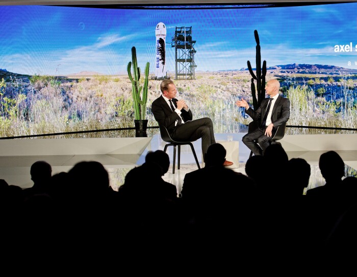 Jeff Bezos erhält den Axel Springer Award für Innovation
