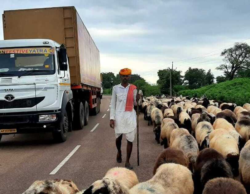 Festiev Yatra villagers on the way