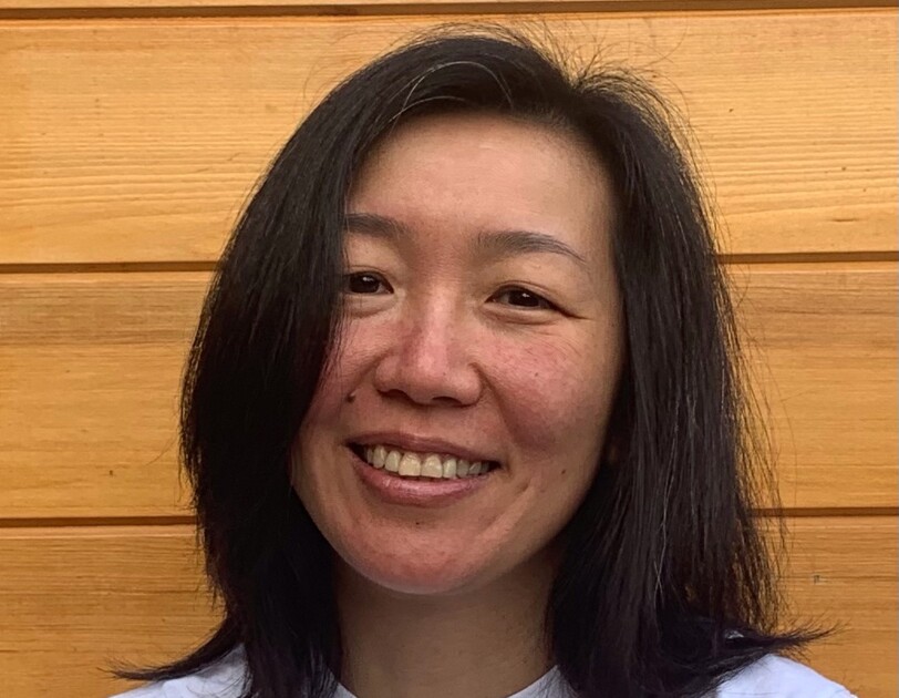 Yuyan, women at Amazon