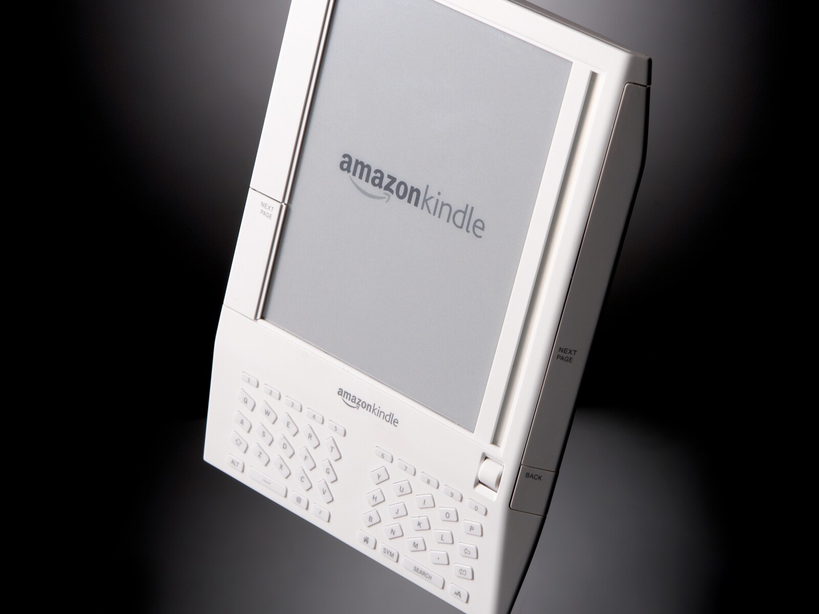 Amazon Kindleの10年間を振り返る Amazon Kindleの10年間を振り返る