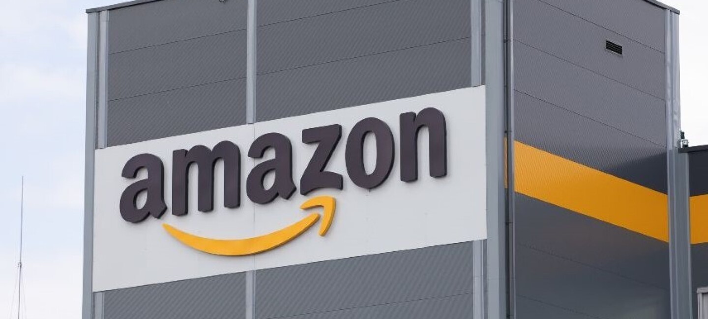 mayor hanna zdanowska announces that amazon will create an additional 500 new jobs in lodz raising total employment in the region up to 1 300